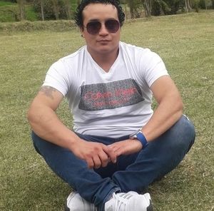 Meet your Posher, Eduardo